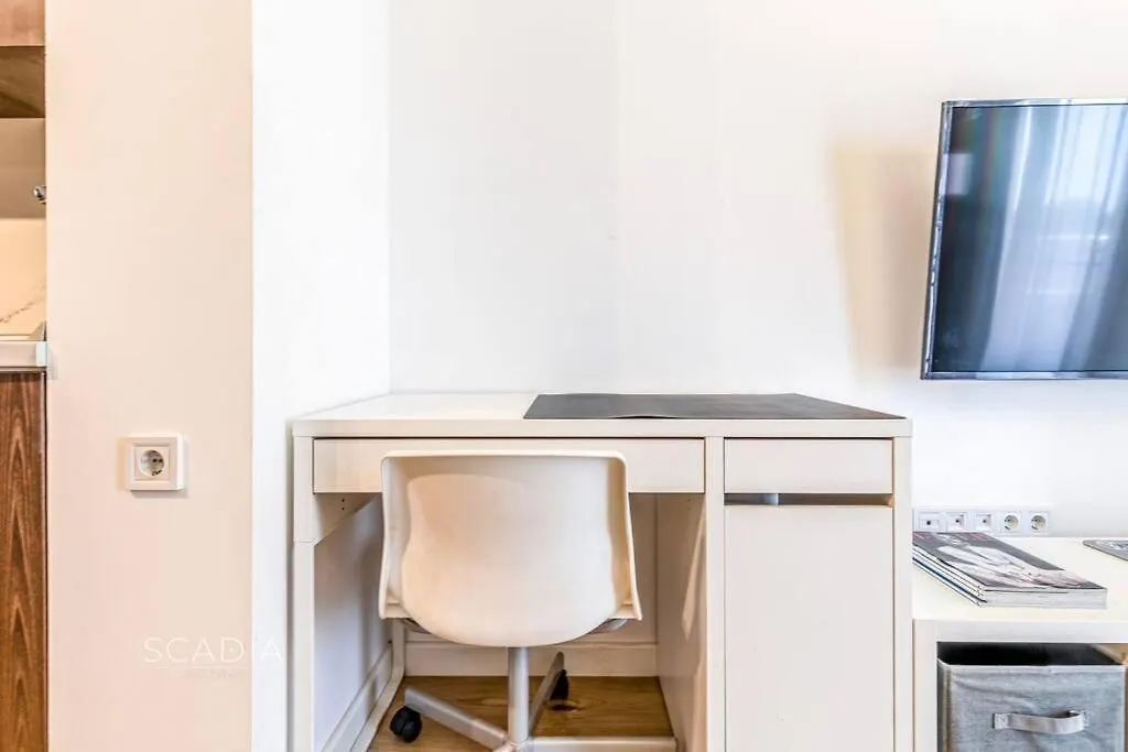 Apartament Elegant Si Confortabil ブカレスト 0*,